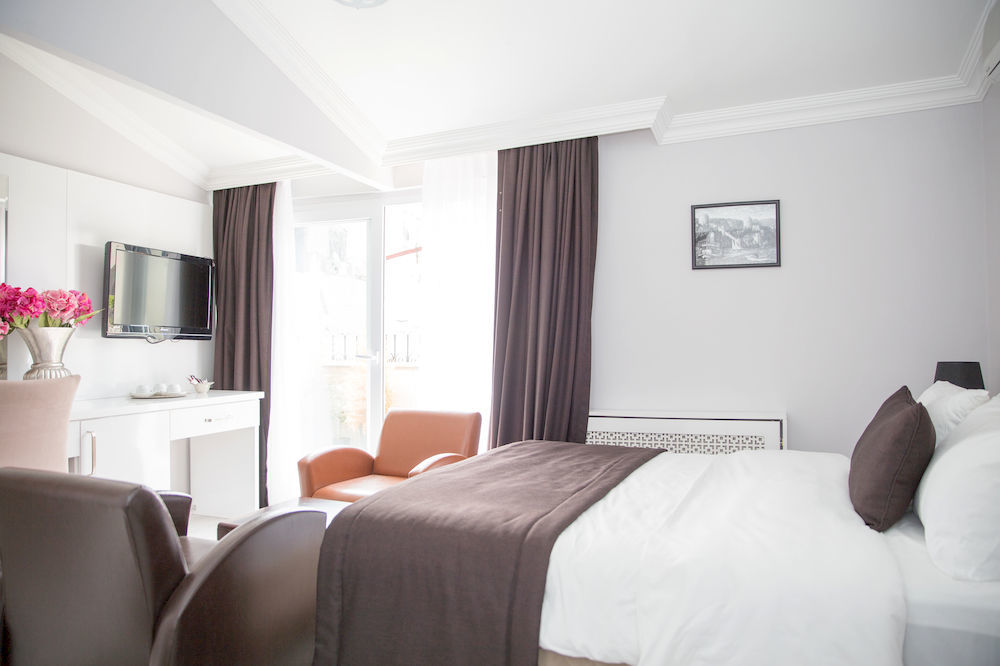 Bayer Hotel Истанбул Екстериор снимка