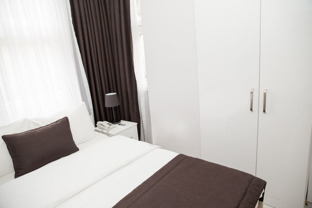 Bayer Hotel Истанбул Екстериор снимка