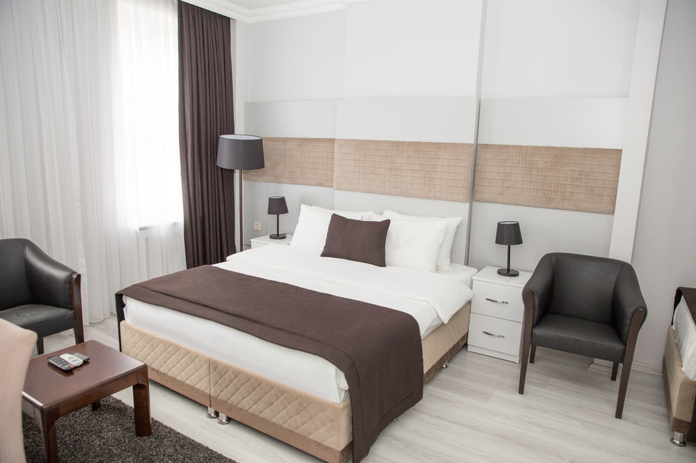 Bayer Hotel Истанбул Екстериор снимка