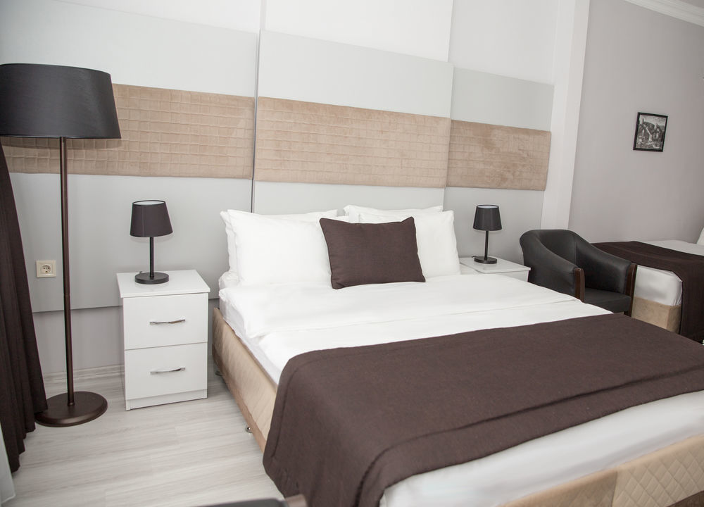 Bayer Hotel Истанбул Екстериор снимка