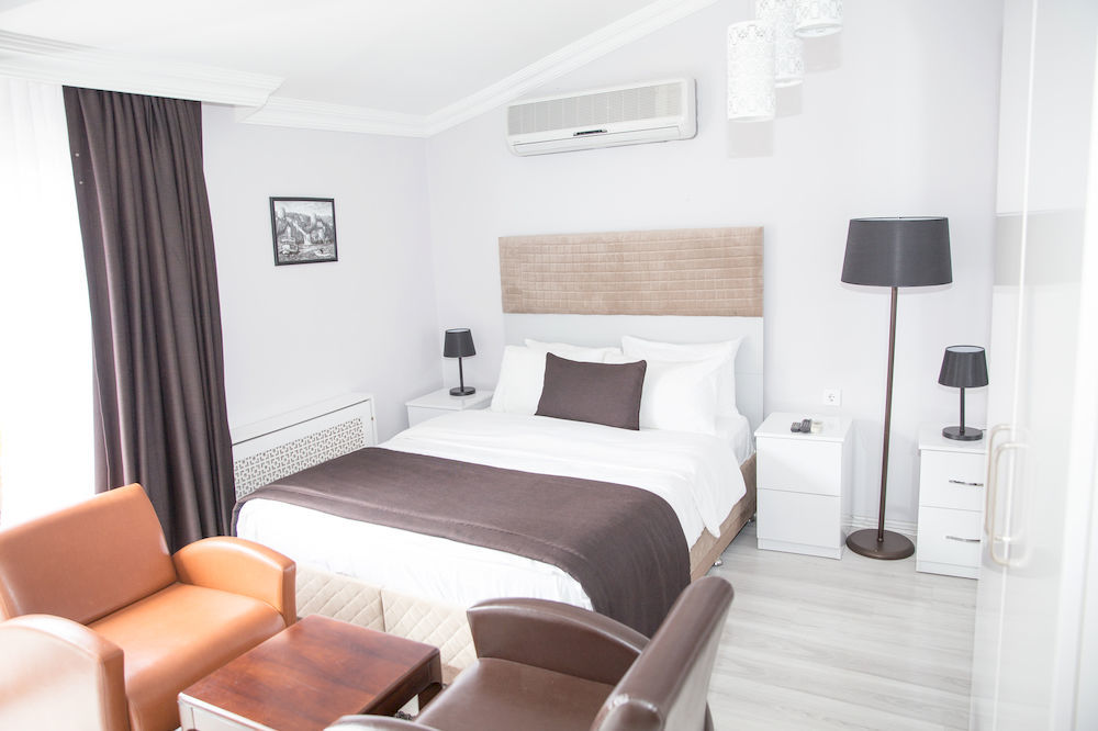 Bayer Hotel Истанбул Екстериор снимка